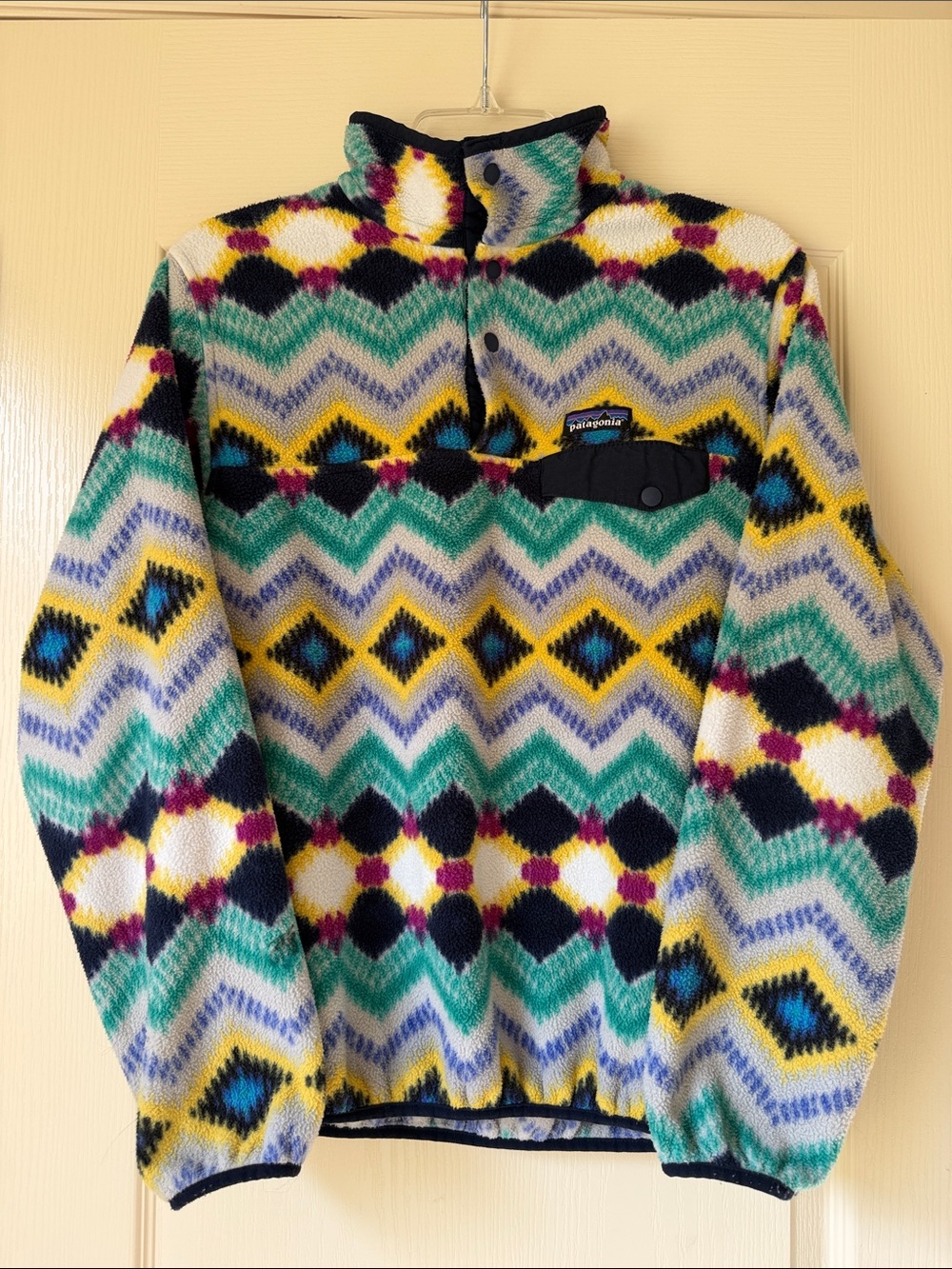 S - Patagonia Women’s Synchilla Multicolor Patterned Fleece Pullover Jacket